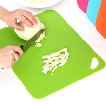 Load image into Gallery viewer, 1pc Plastic Chopping Board Non-slip Frosted Kitchen Cutting Board Vegetable Meat Tools Kitchen Accessories Chopping Board S M L